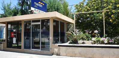 Vila Ombak Hotel