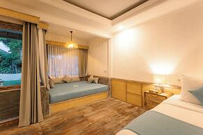 Vila Ombak Hotel