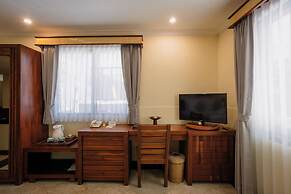 Vila Ombak Hotel