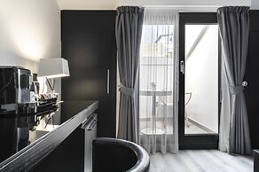LHP Hotel Napoleon