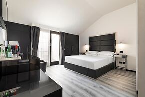 LHP Hotel Napoleon