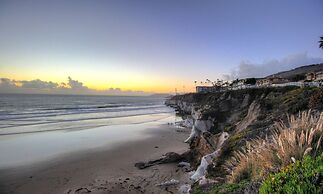 SeaCrest OceanFront Hotel