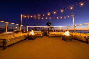 SeaCrest OceanFront Hotel