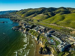SeaCrest OceanFront Hotel