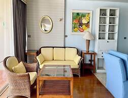 Chom View Hotel