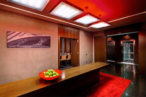 Olivia Plaza Hotel