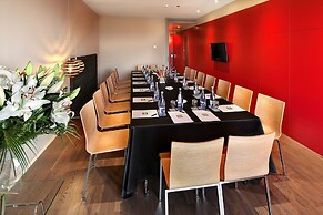 Olivia Plaza Hotel