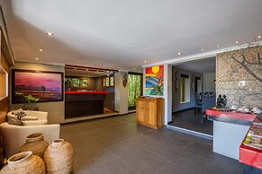 Hog Hollow Country Lodge