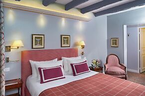 Le Relais Montmartre