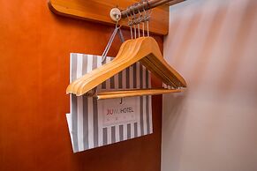 Jiuwu Hotel