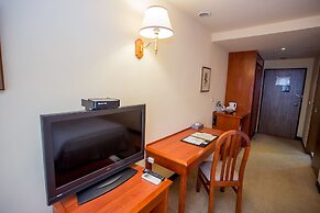 Jiuwu Hotel