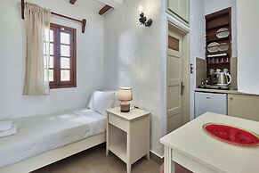 Mila Malia Studios Hotel