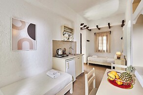 Mila Malia Studios Hotel