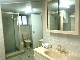 Hi Surf Beachfront Resort Apartments