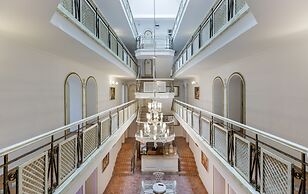 Adalya Port Hotel
