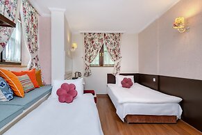 Adalya Port Hotel