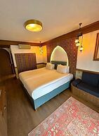 Adalya Port Hotel
