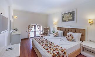 Adalya Port Hotel