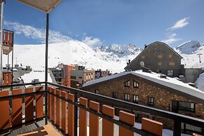 Hotel Grand Pas by Nexta