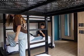 Font Andorra Hostel by Nexta
