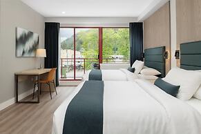 Harrison Beach Hotel