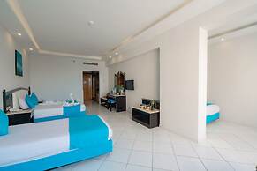 King Tut Aqua Park Beach Resort