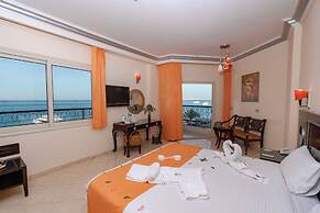 King Tut Aqua Park Beach Resort