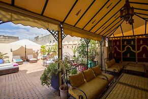 Riad Fes Baraka Piscine & Spa