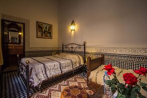 Riad Fes Baraka Piscine & Spa