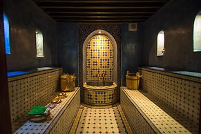 Riad Fes Baraka Piscine & Spa
