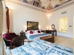Vogue Hotel