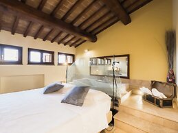 Vogue Hotel