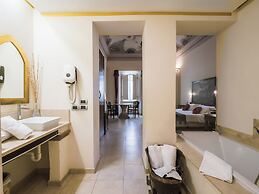 Vogue Hotel