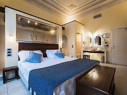 Vogue Hotel