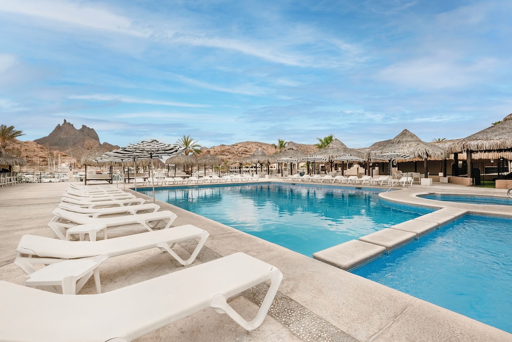 Marinaterra Hotel & Spa