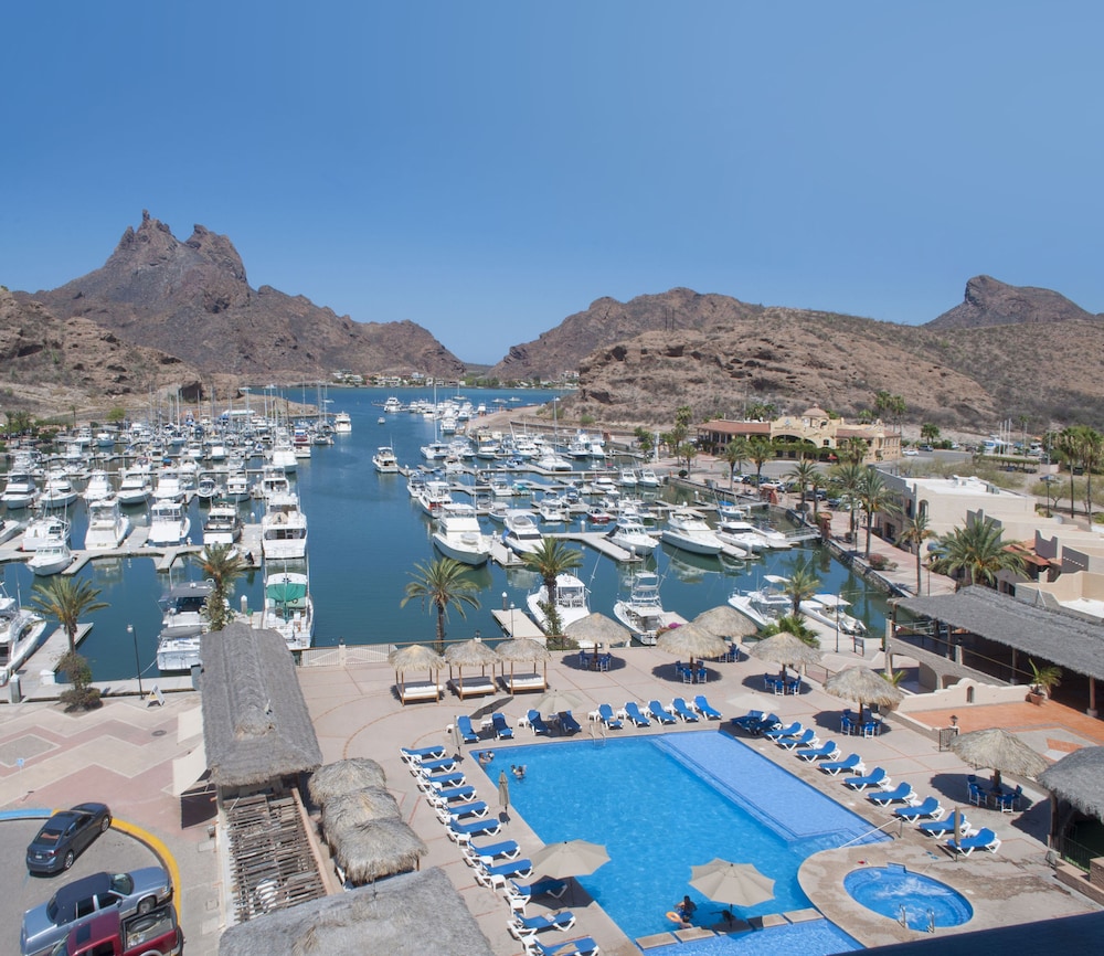Marinaterra Hotel & Spa