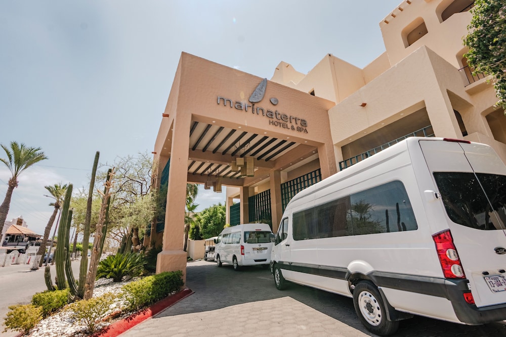 Marinaterra Hotel & Spa