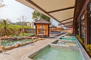 The Loft Seaside Suites