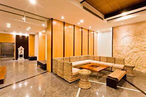 The Loft Seaside Suites
