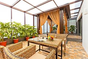 The Loft Seaside Suites