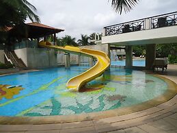 Palm Meadows Resort