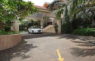 Palm Meadows Resort