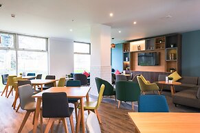 Holiday Inn Doncaster A1 M Jct 36 by IHG