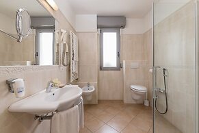 Hotel Sovrana & Re Aqva SPA