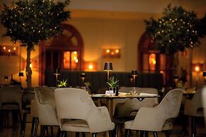 Ambasciatori Place Hotel