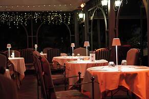 Ambasciatori Place Hotel