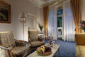 Savoy Westend Hotel