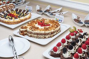Savoy Westend Hotel