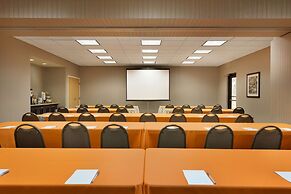 Hampton Inn & Suites Largo
