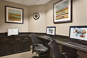 Hampton Inn & Suites Largo
